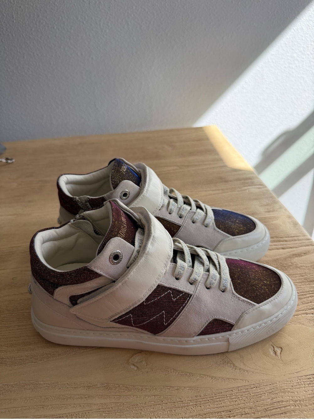 Zadig & Voltaire White Sneakers with Iridescent Purple-Bronze Panels